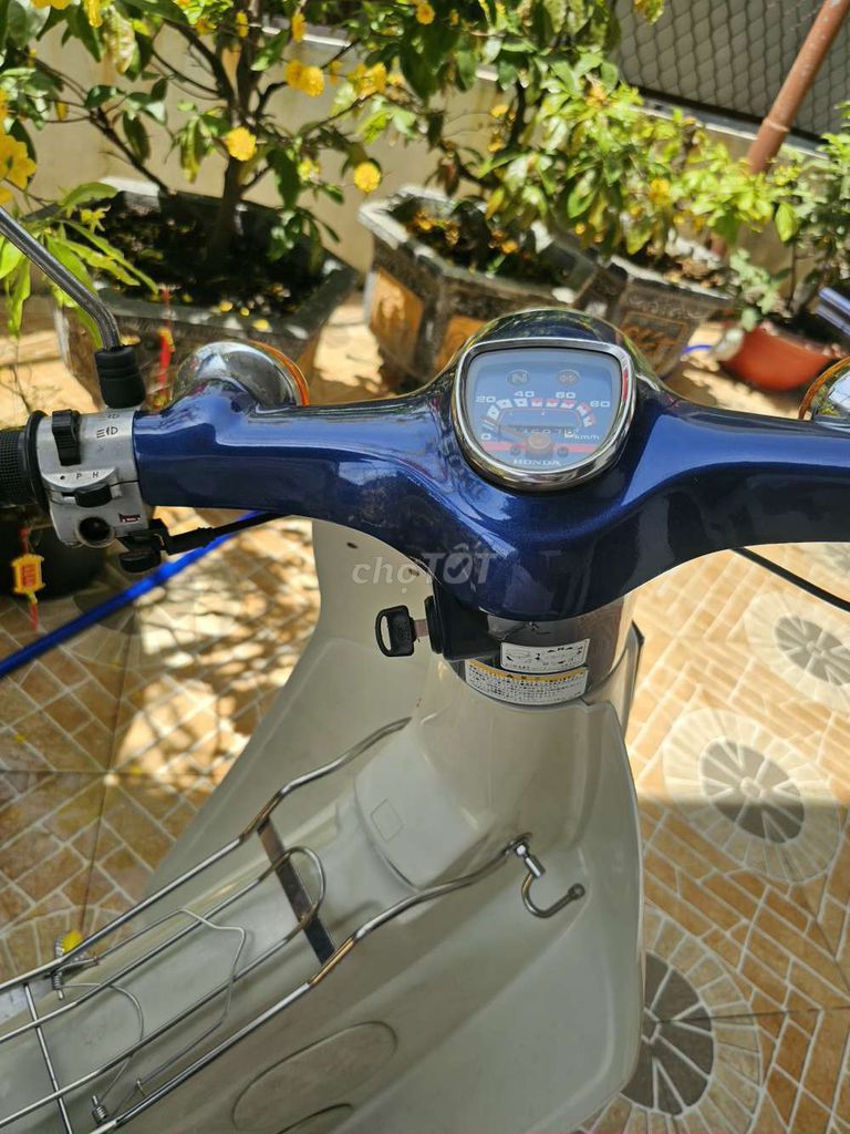 Honda Cub 1996 - ảnh 3