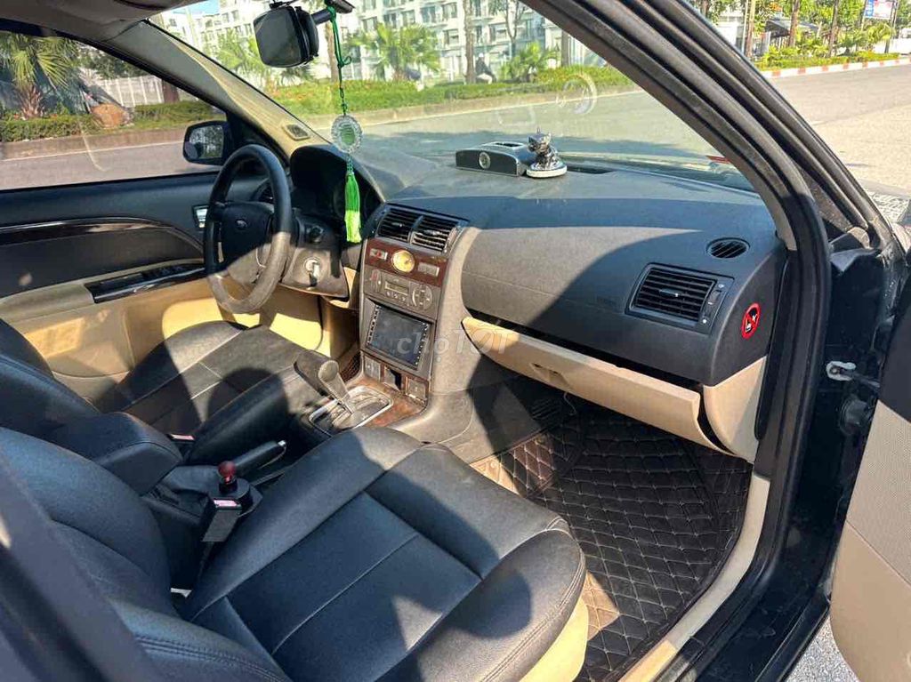 Ford Mondeo 2004 - ảnh 4