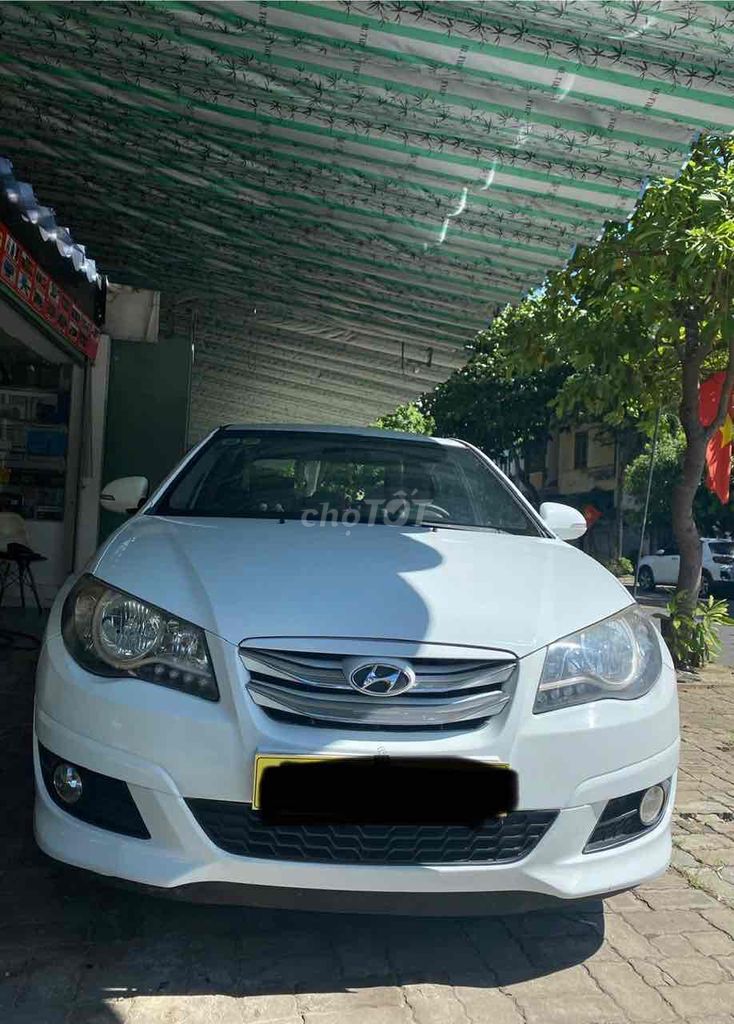 Hyundai Avante - ảnh 5