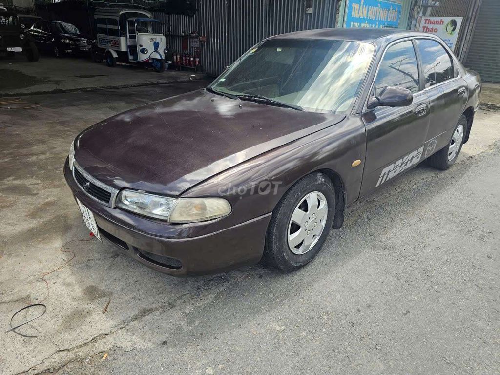 Mazda 626 1995 - ảnh 1