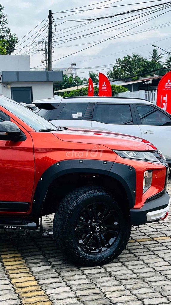 Mitsubishi Triton 2022 - ảnh 4