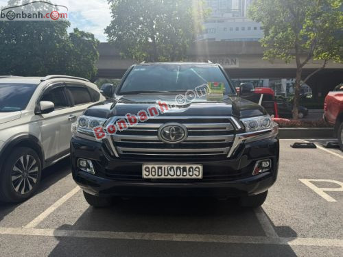 Toyota Land Cruiser 5.7 V8 2016 - ảnh 1