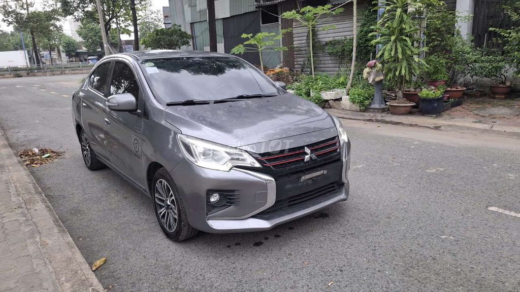 Mitsubishi 2023 - ảnh 1