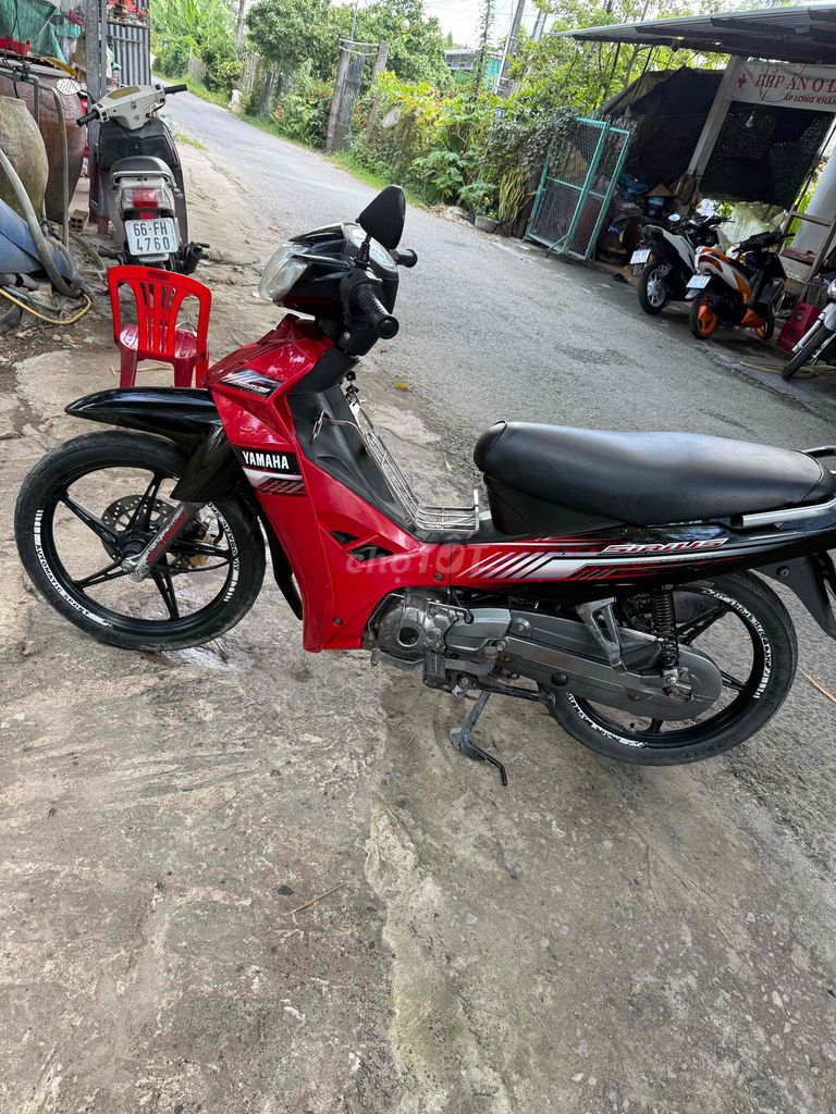 Yamaha Sirius 2012 - ảnh 1