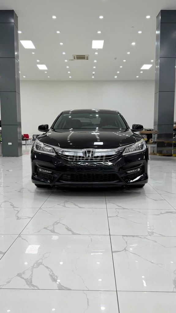 Honda Accord 2018 - ảnh 1
