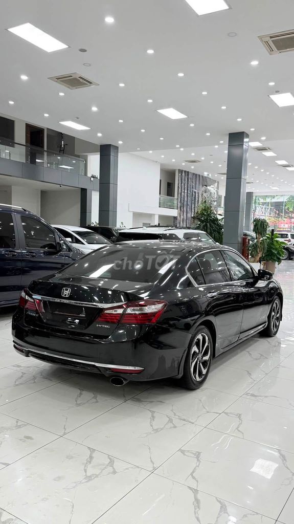 Honda Accord 2018 - ảnh 2