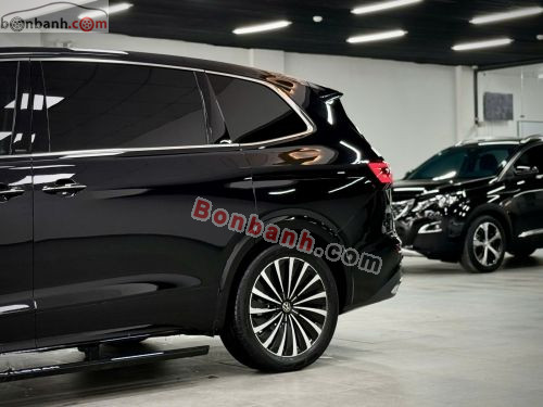 Volkswagen Viloran Luxury 2024 - ảnh 4