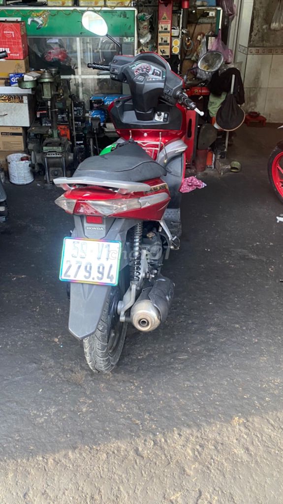 Honda Air Blade 2010 - ảnh 2