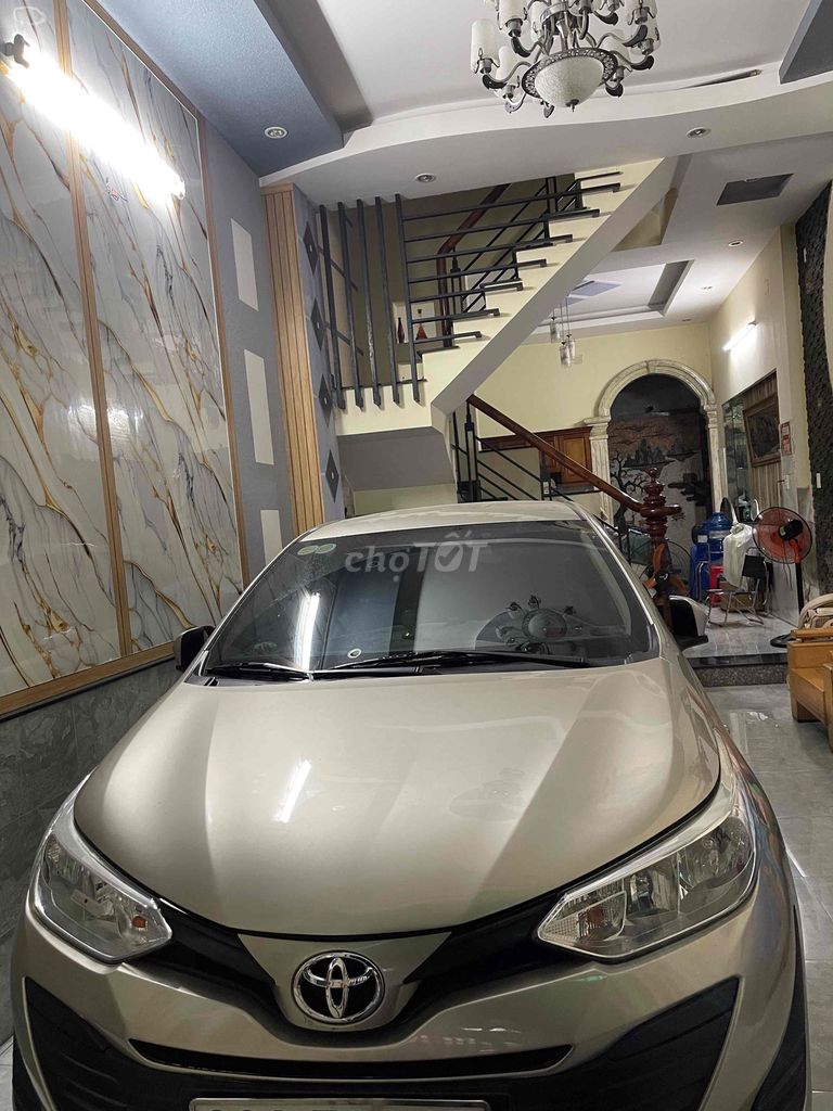 Toyota Vios - ảnh 1