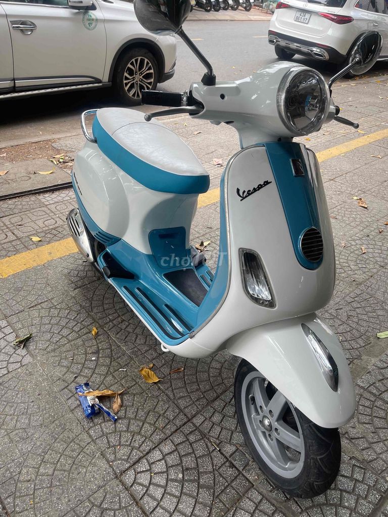 Piaggio Vespa 2013 - ảnh 2