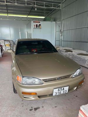 Toyota Camry 1996 - ảnh 1