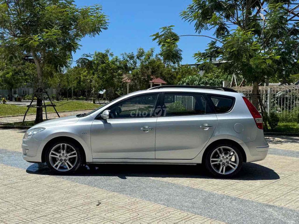 Hyundai i30 2009 - ảnh 2