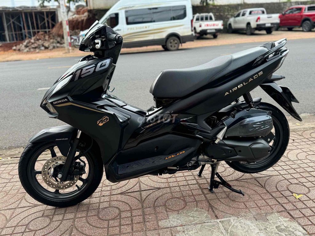 Honda Air Blade 2021 - ảnh 3