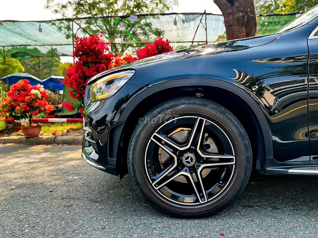 Mercedes-Benz 2021 - ảnh 4