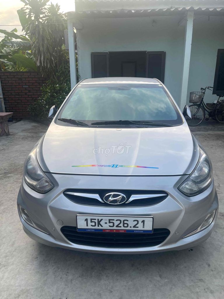 Hyundai Accent - ảnh 1