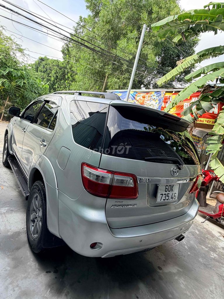 Toyota Fortuner 2009 - ảnh 1