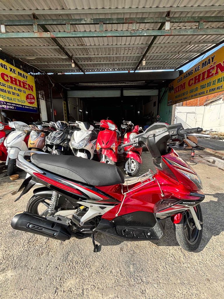 Honda Air Blade 2011 - ảnh 3