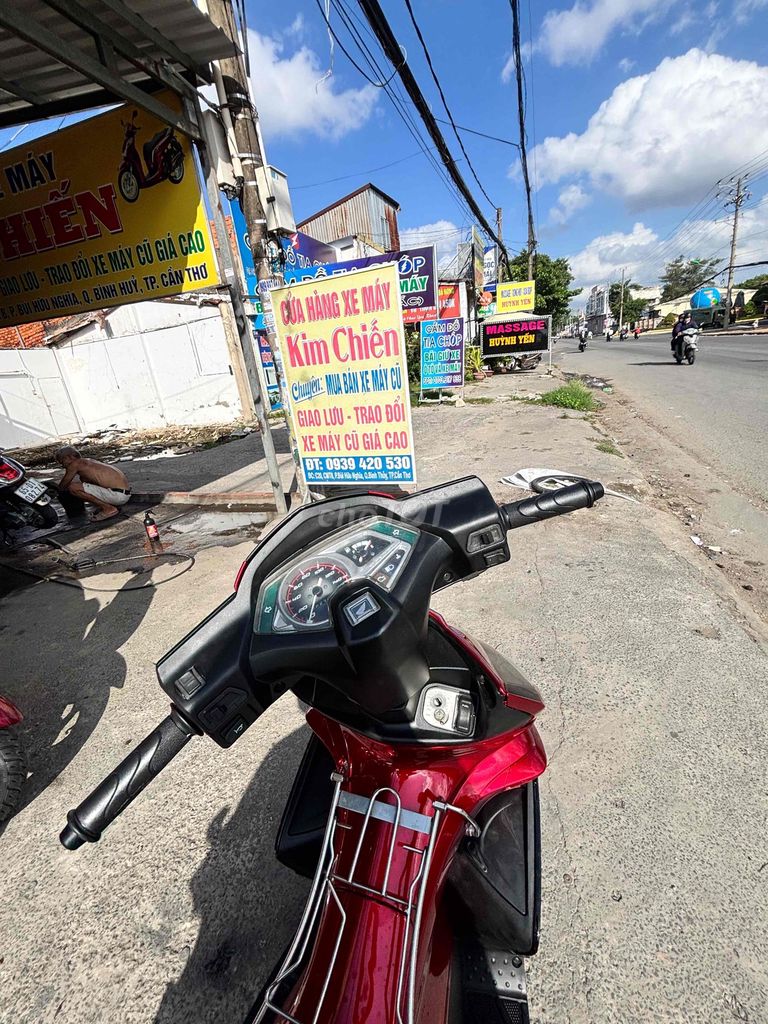 Honda Air Blade 2011 - ảnh 4