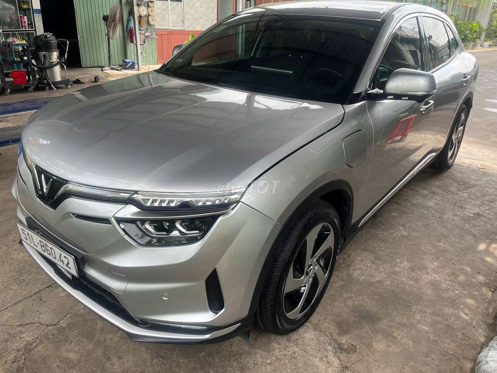 VinFast VF8 Eco 2023 - ảnh 1