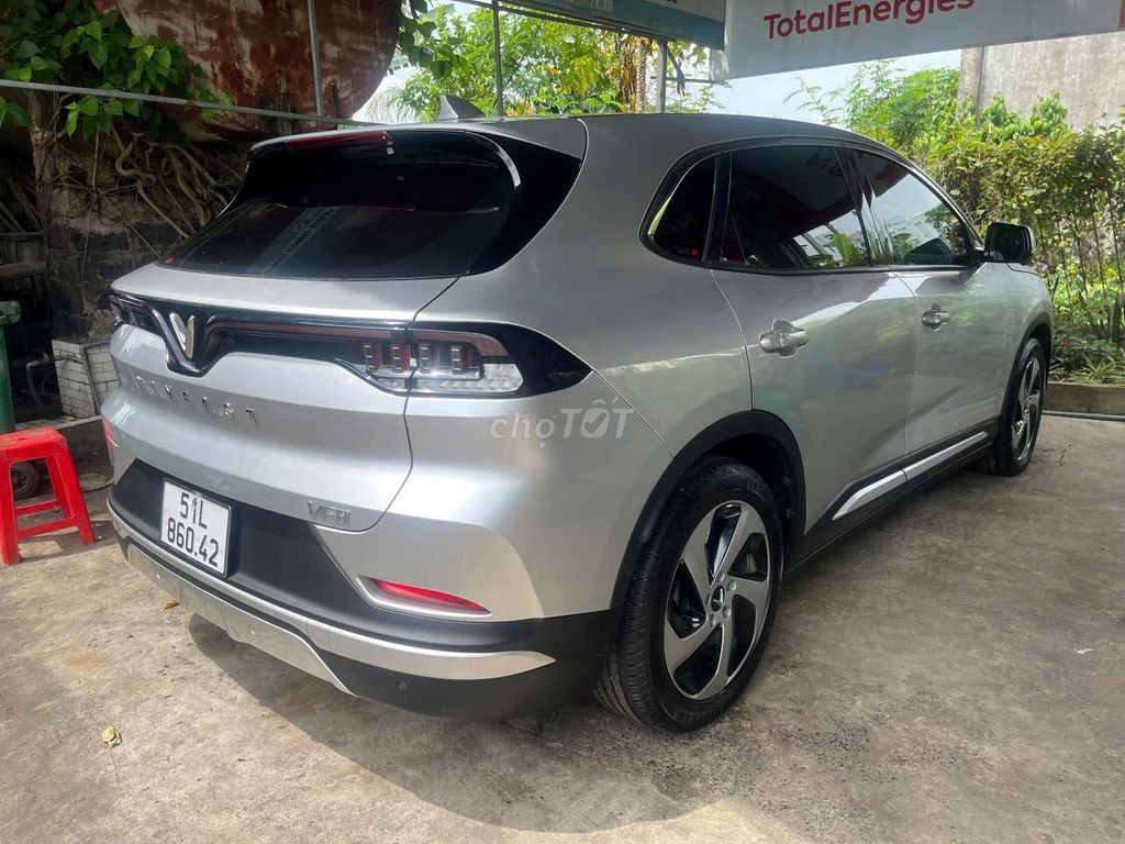 VinFast VF8 Eco 2023 - ảnh 3