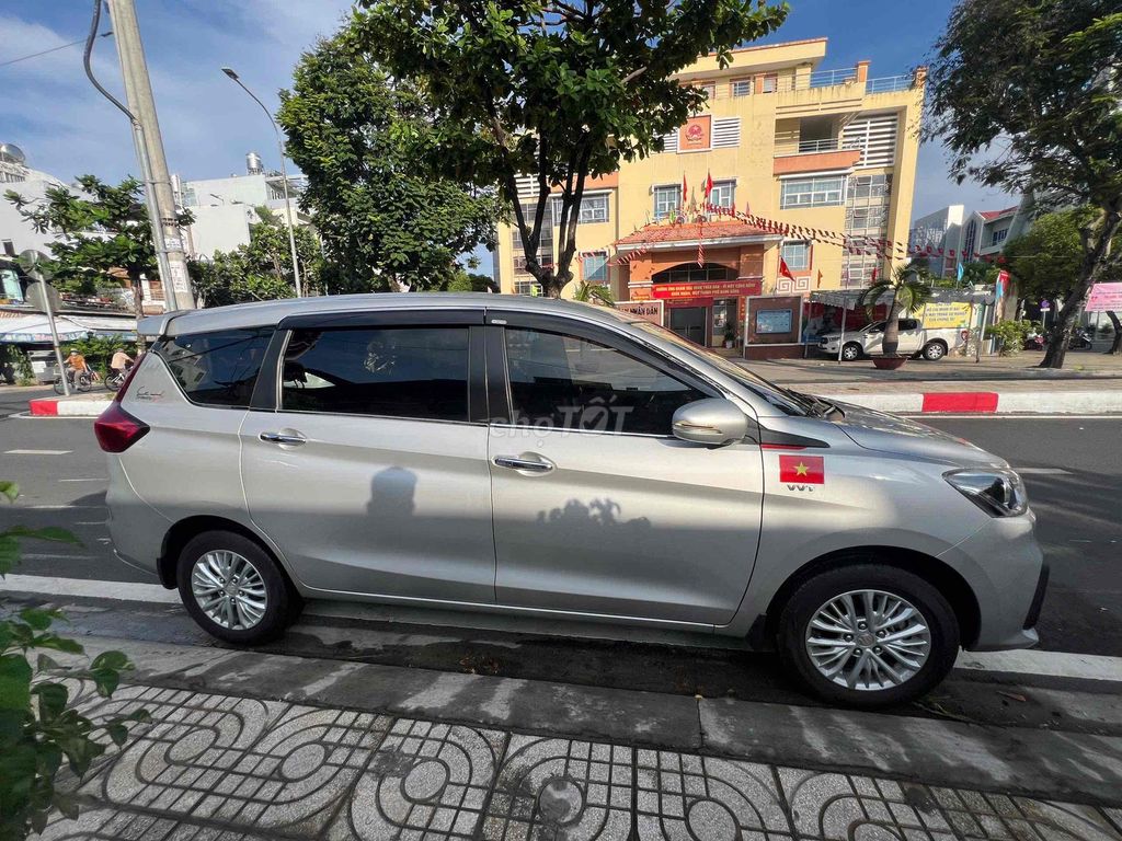 Suzuki Ertiga 2022 - ảnh 5