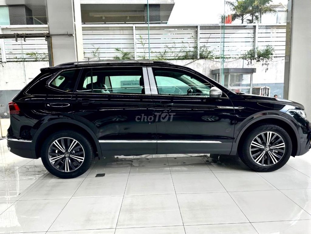 Volkswagen Tiguan Allspace 2025 - ảnh 5