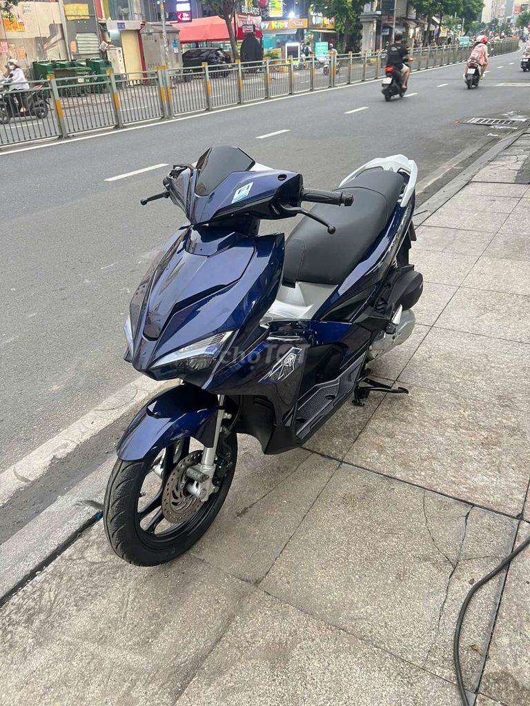 Honda Air Blade 2017 - ảnh 2