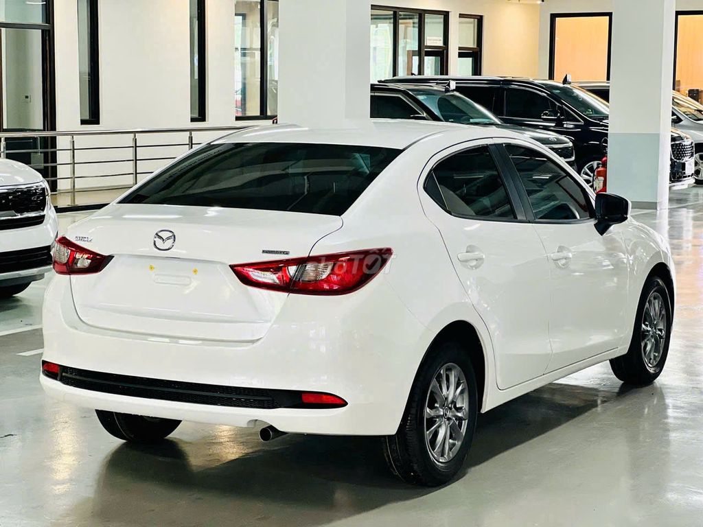 Mazda 2 - ảnh 3