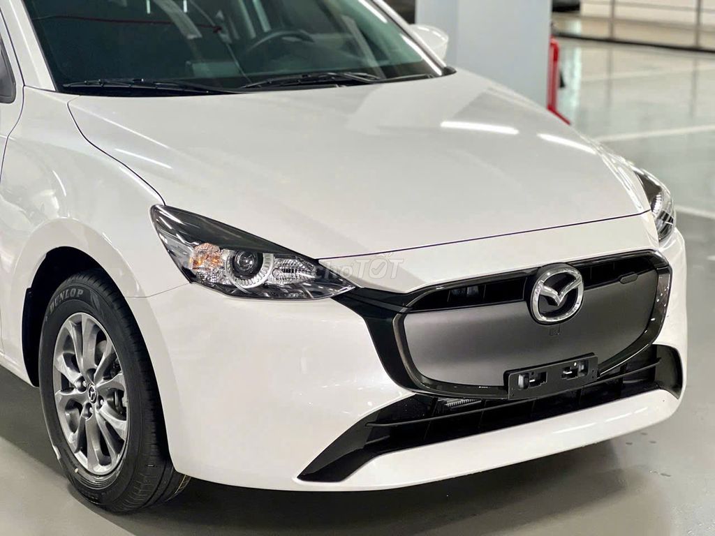 Mazda 2 - ảnh 4