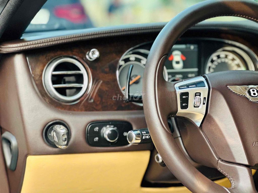 Bentley Continental 2013 - ảnh 3