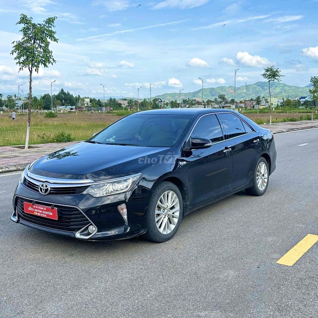 Toyota Camry 2018 - ảnh 2