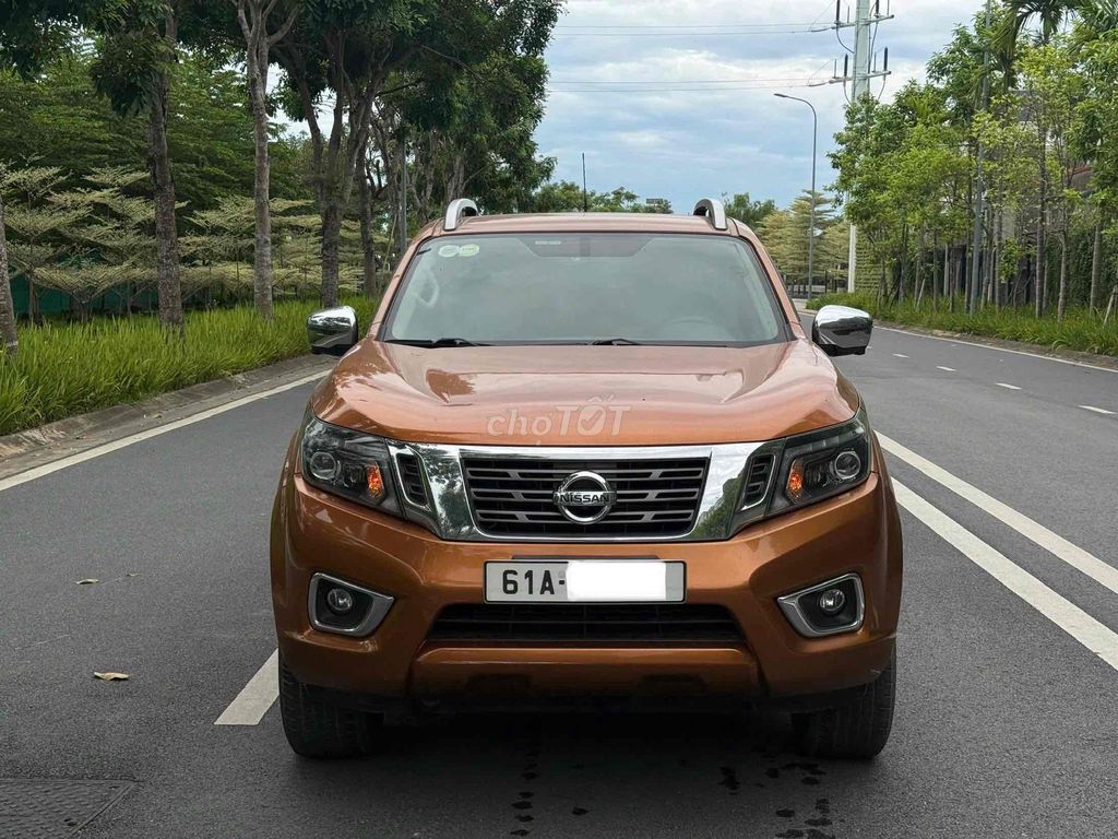 Nissan Navara 2021 - ảnh 1