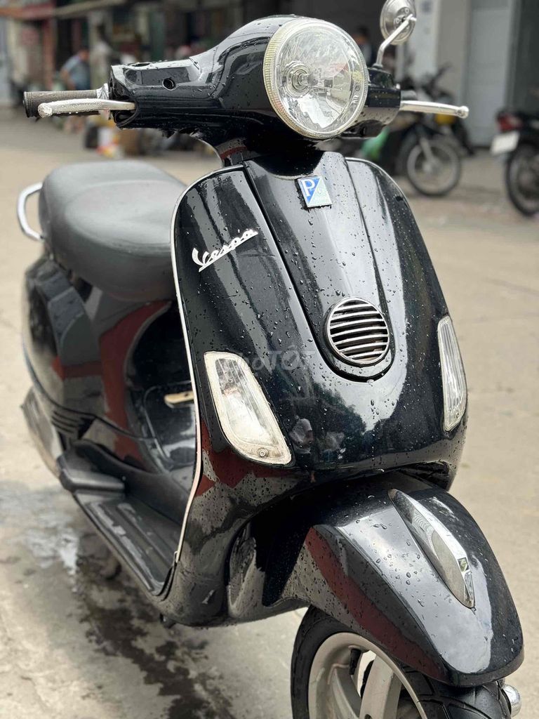 Piaggio Vespa 2015 - ảnh 1