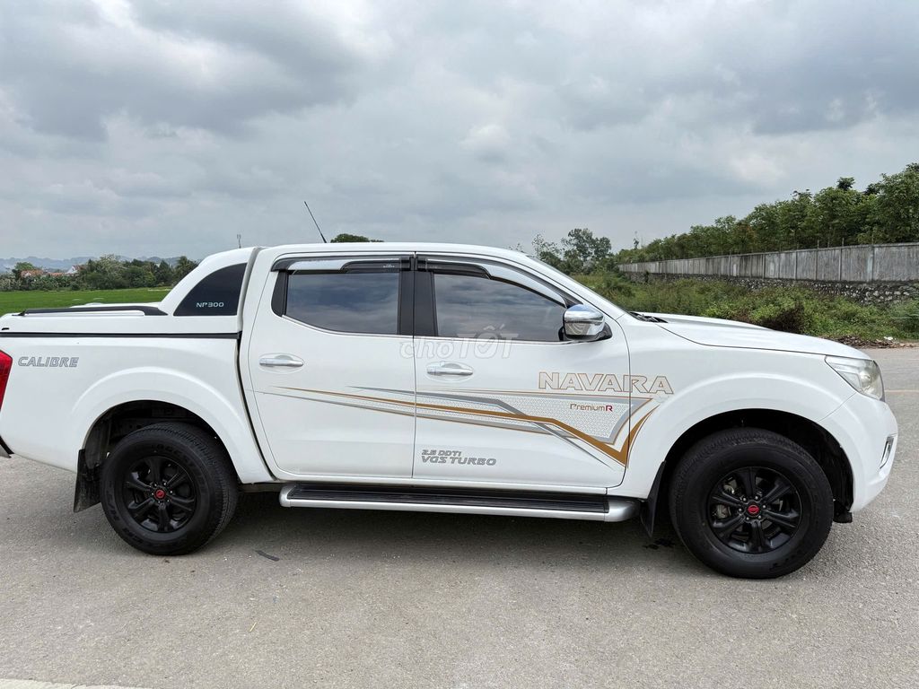 Nissan Navara 2017 - ảnh 5