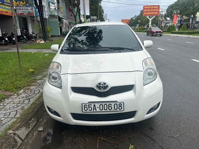 Toyota Yaris 2010 - ảnh 1