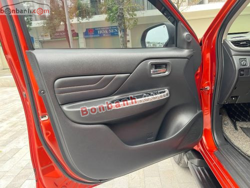 Mitsubishi Triton 2021 - ảnh 4