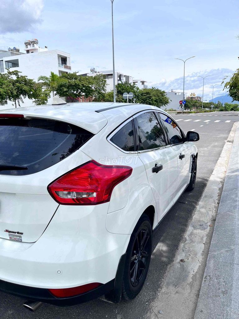 Ford Focus 2018 - ảnh 5