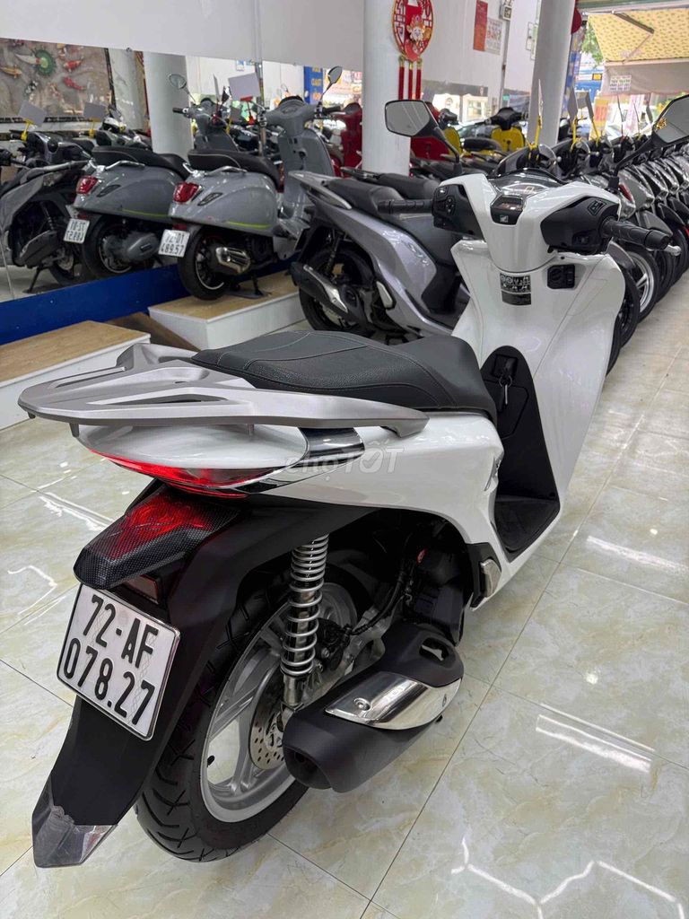 Honda SH 2024 - ảnh 3
