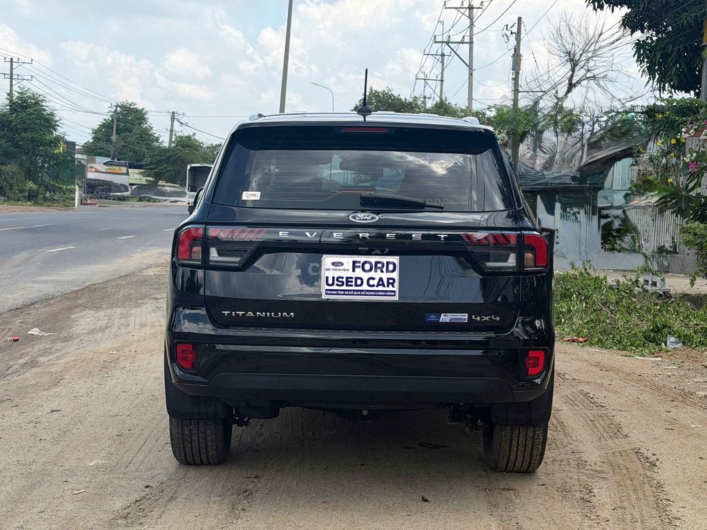 Ford Everest 2022 - ảnh 3