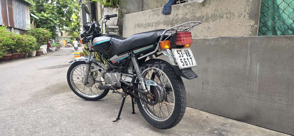 Honda Win 1997 - ảnh 4