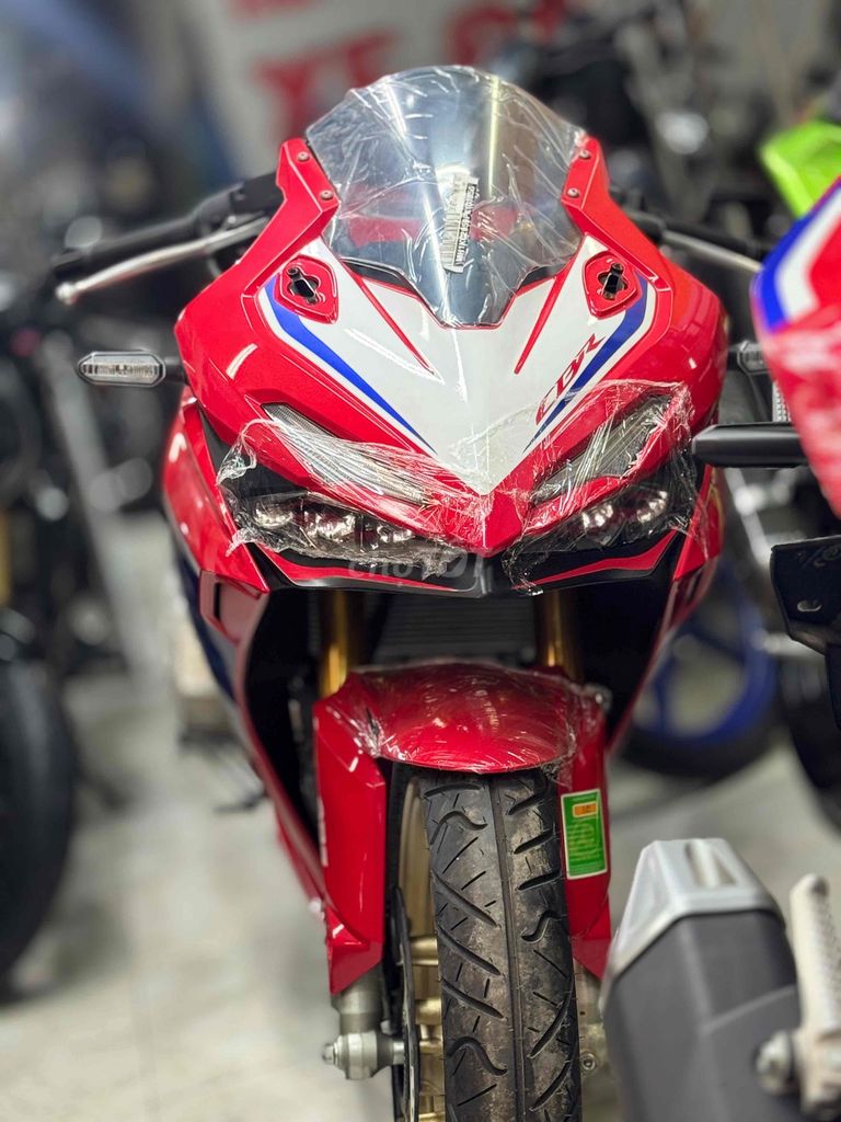 Honda CBR 2024 - ảnh 1