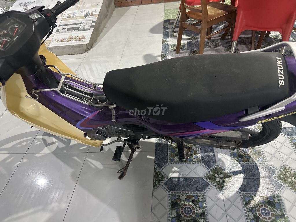 Suzuki RGV 1998 - ảnh 1