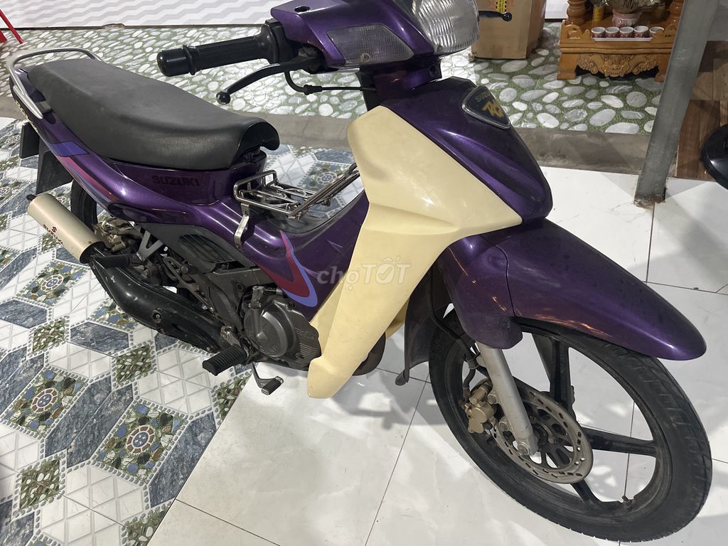 Suzuki RGV 1998 - ảnh 2