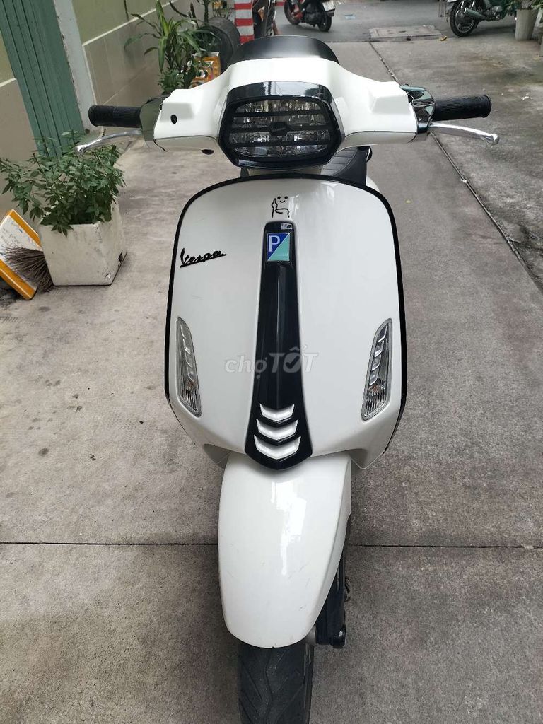 Piaggio Sprint 2022 - ảnh 1
