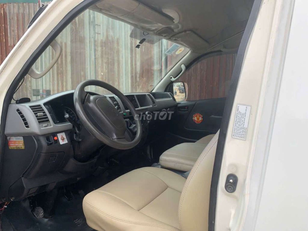 Toyota 2010 - ảnh 3