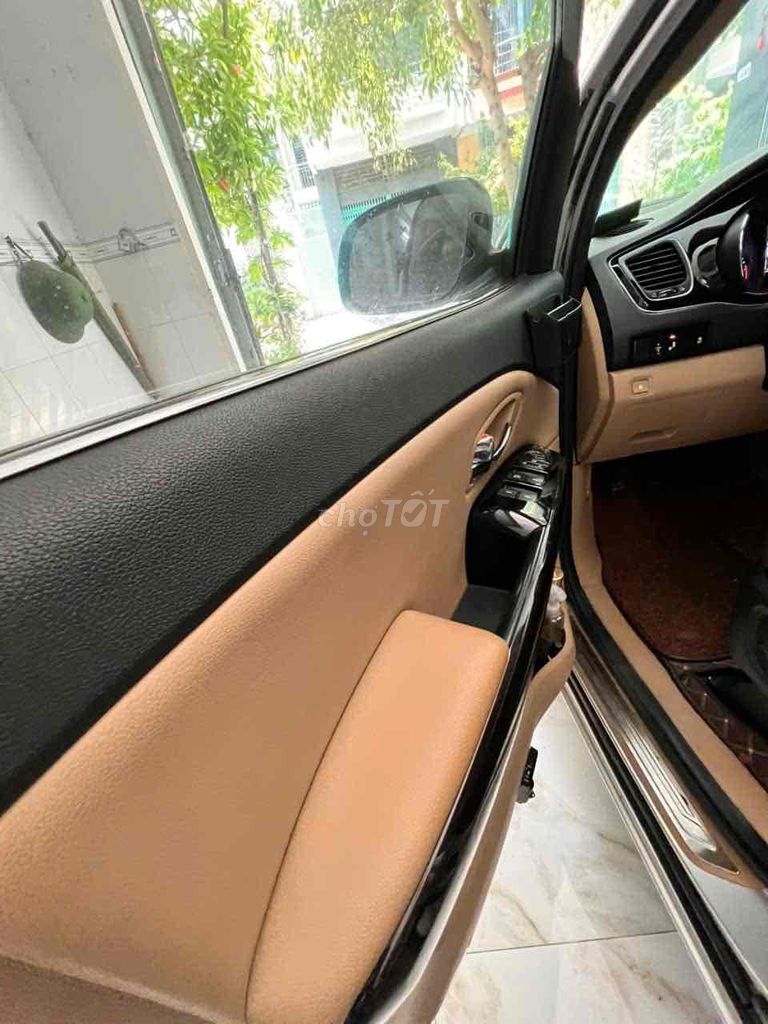 Kia Sedona 2016 - ảnh 4