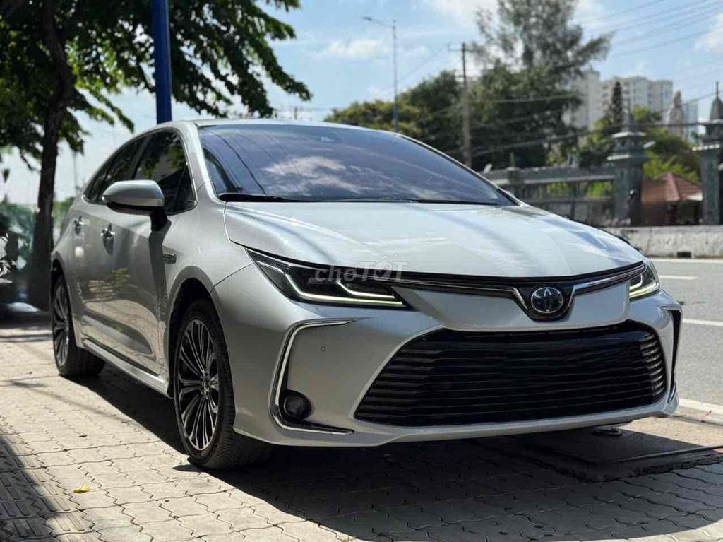 Toyota Corolla Altis 2022 - ảnh 2