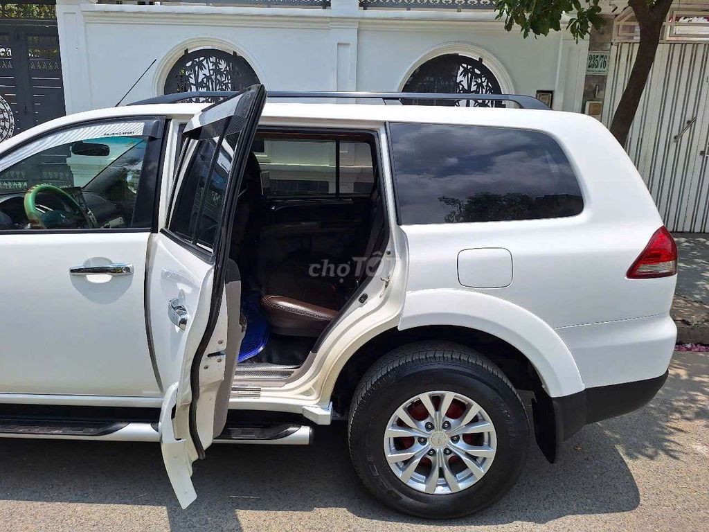 Mitsubishi Pajero Sport 2016 - ảnh 2