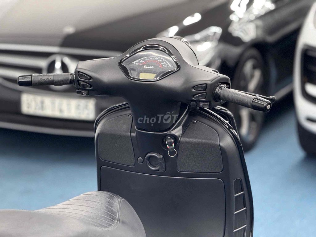 Piaggio GTS 2017 - ảnh 4