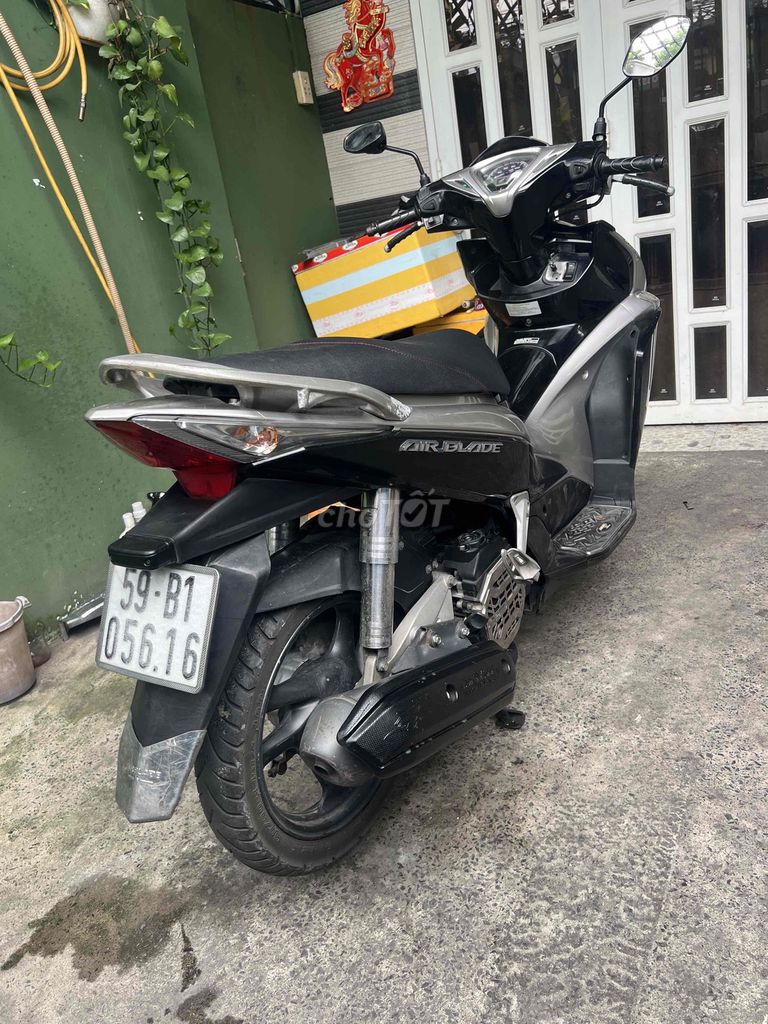 Honda Air Blade 2015 - ảnh 4